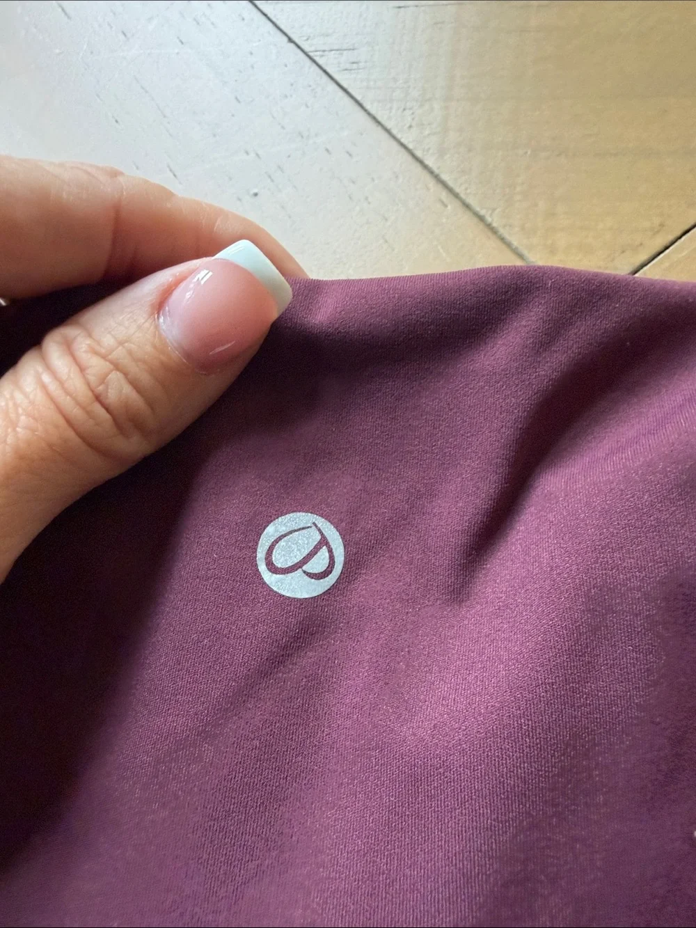 CRZ YOGA Plum High-Waist Capri Leggings with Side Pockets